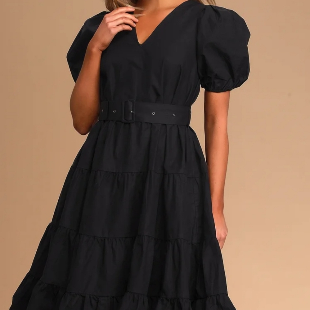 Puff sleeve belted tiered midi dress